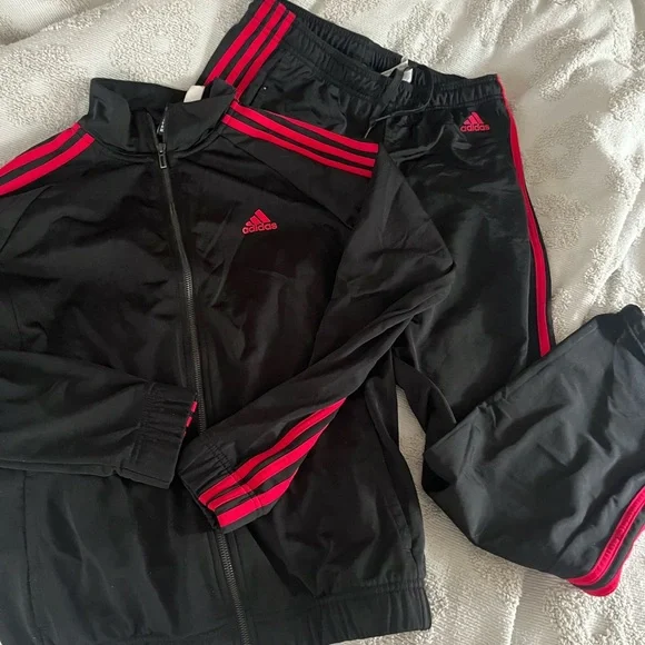 Women’s pink and black adidas track suit both are size medium view all pictures! - Picture 1 of 8